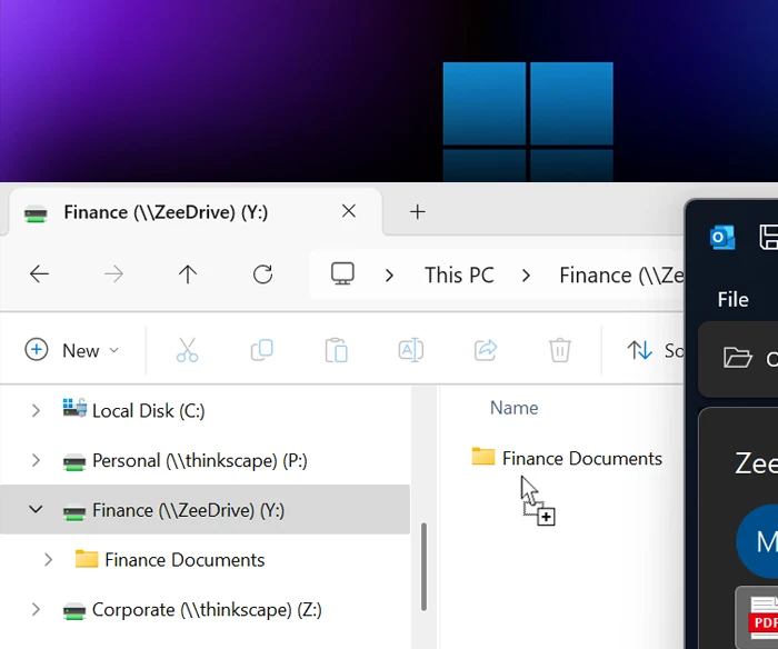 Windows-computer-syncing-screen-drag-and-drop